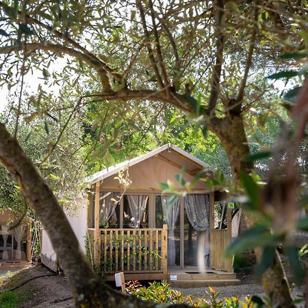 Hu Firenze Certosa Camping In Town إمبرونيتا المظهر الخارجي الصورة