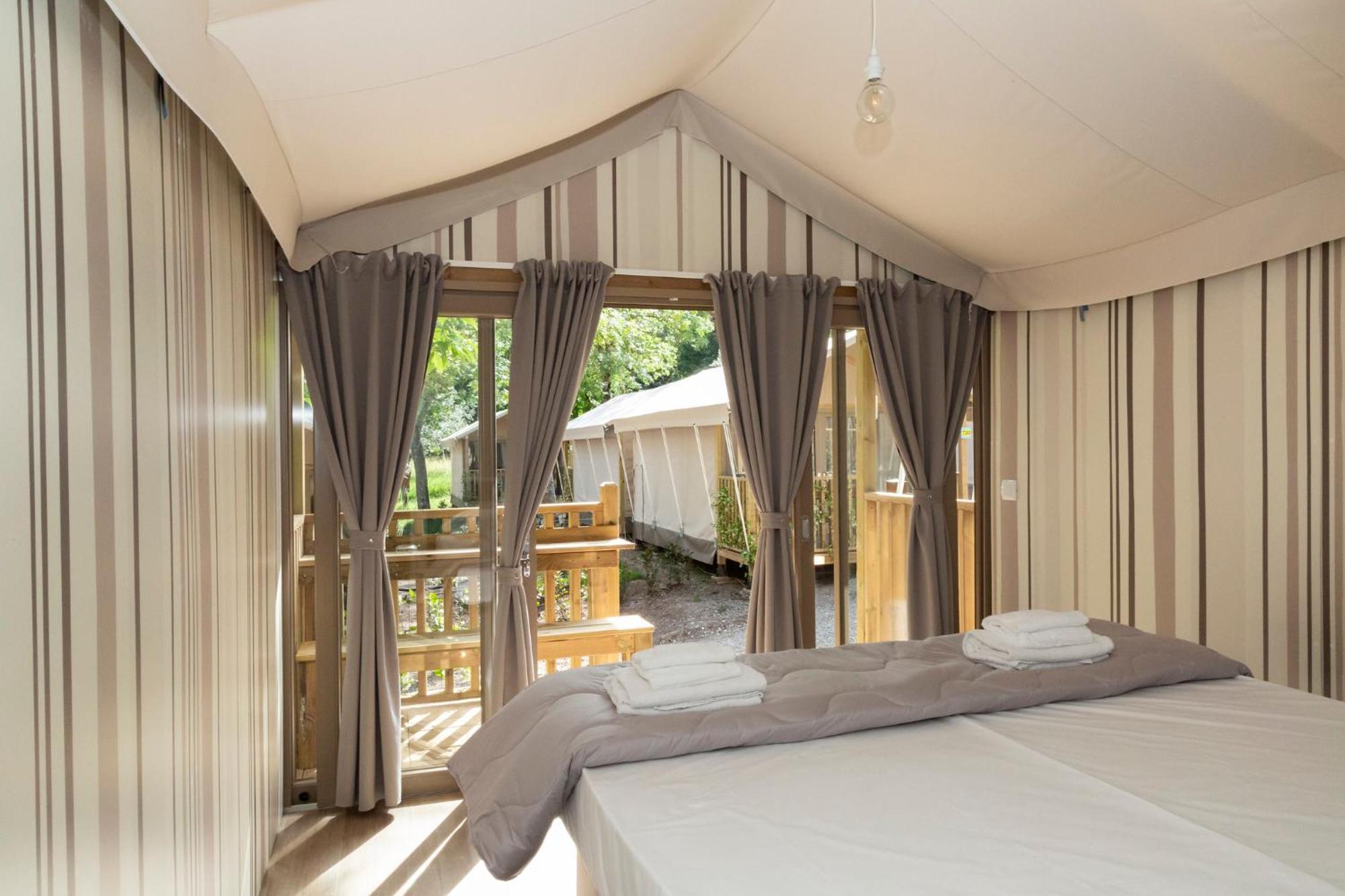 Hu Firenze Certosa Camping In Town إمبرونيتا المظهر الخارجي الصورة