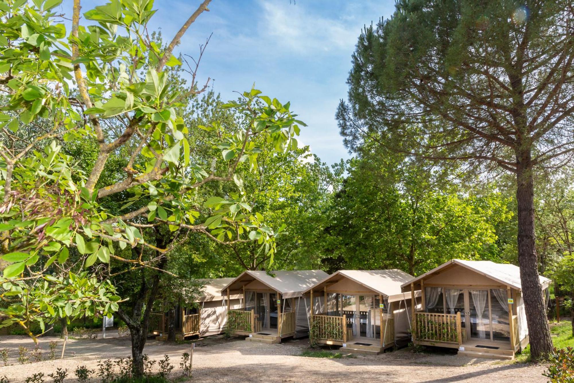 Hu Firenze Certosa Camping In Town إمبرونيتا المظهر الخارجي الصورة
